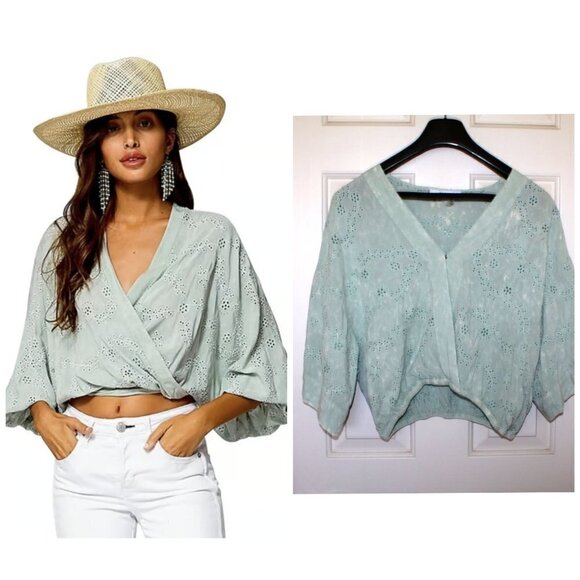 Young Fabulous & Broke Green Eyelet design Blouse Size S Flare sleeves Sexy top - Picture 1 of 14